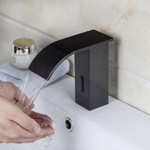 Waarom kiezen steeds meer bedrijven voor sensorkranen in toiletruimtes?