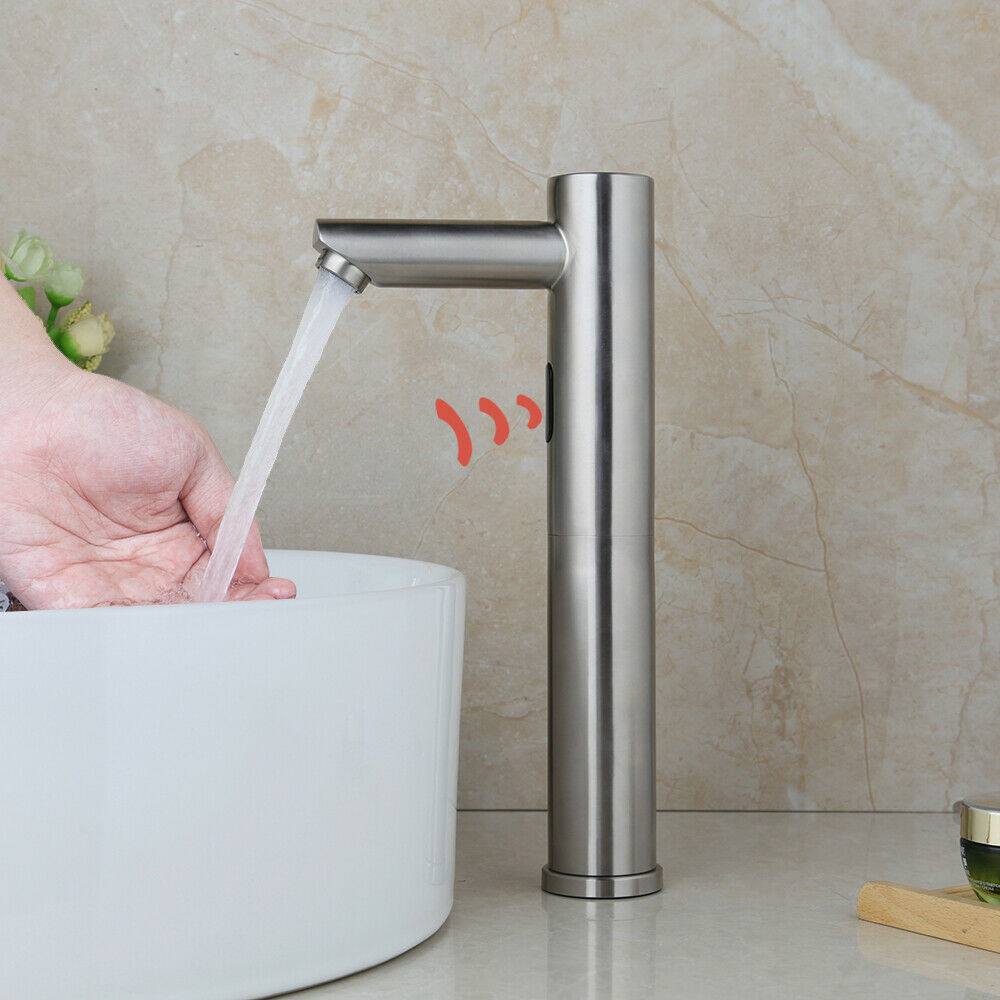 Sensomatica Scuro Sensorarmatur aus gebürstetem Nickel, Kaltwassermodell
