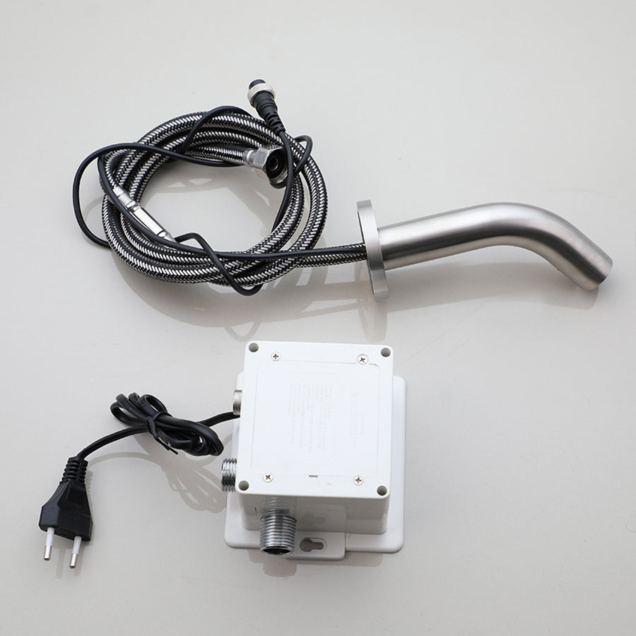 Sensomatica Pesaro Modell 90 MM aus gebürstetem Nickel