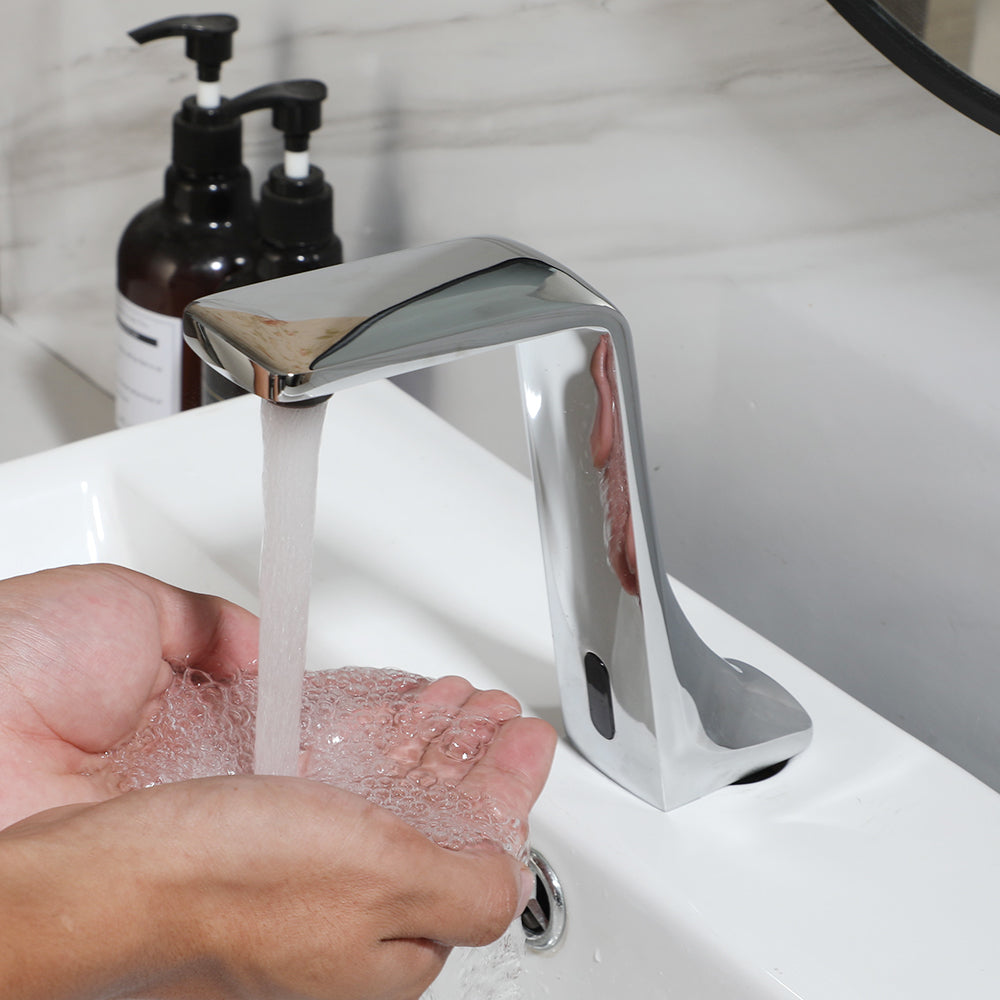Sensomatica – Chrom-Sensor-Waschtischarmatur