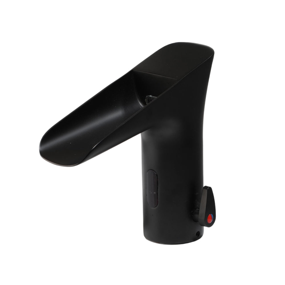 Sensomatica Schwarzer Sensor-Wasserhahn – Intelligentes Wasserfall-Design