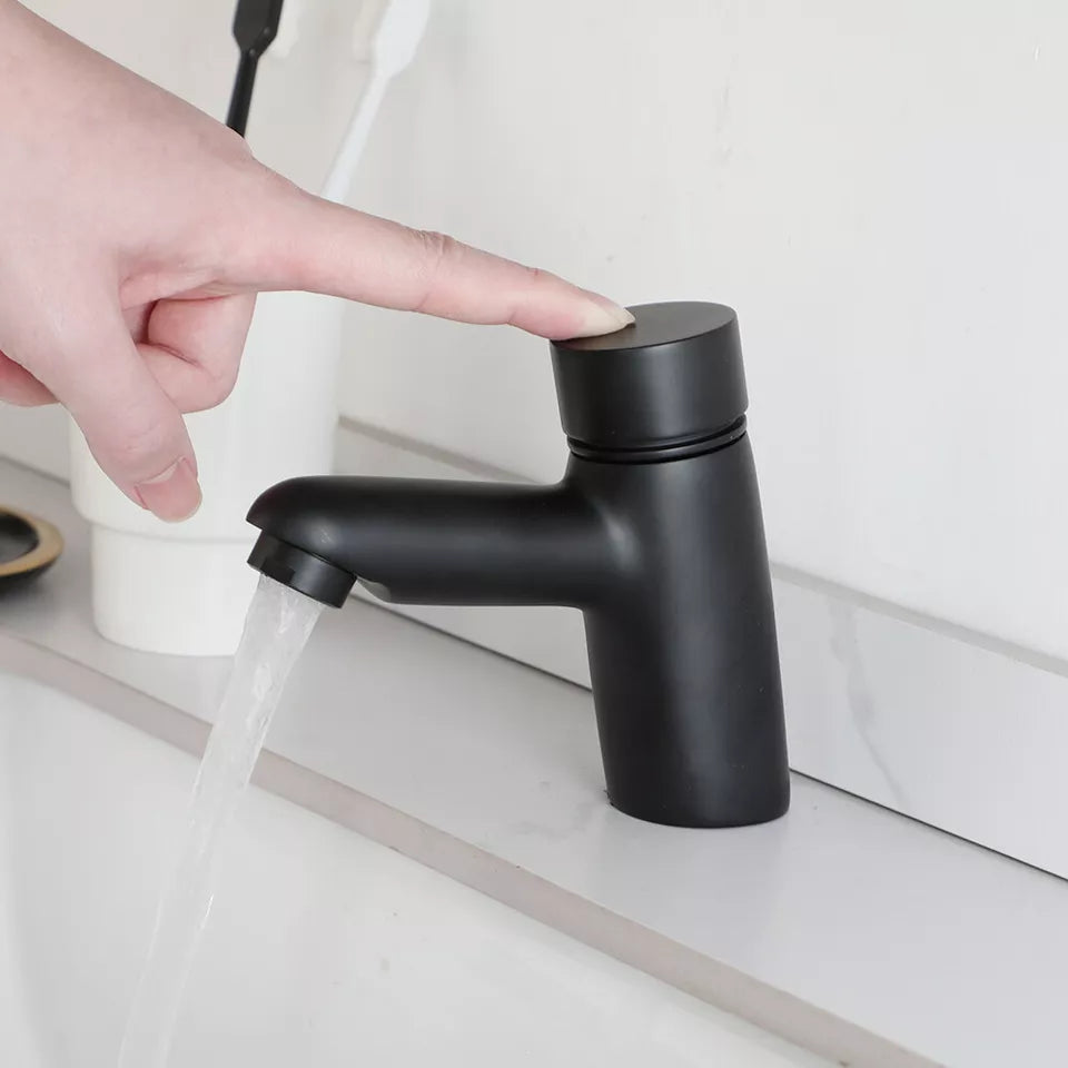 Sensomatica Selbstschluss-Wasserhahn - Schwarz