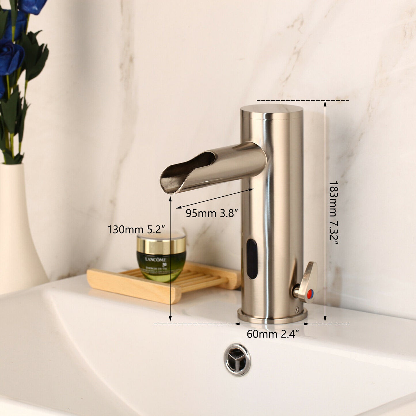 Sensomatica Waterfall Sensor-Wasserhahn aus gebürstetem Nickel, Modell Orte