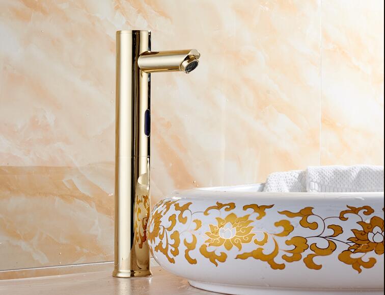 Sensomatica Sensor Wasserhahn Scuro Goldfarben