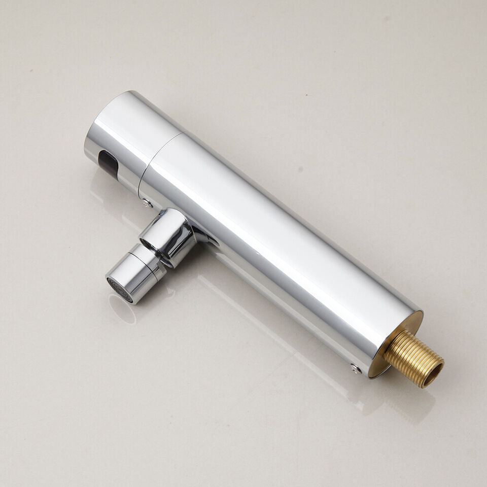 Sensomatica Chrom Sensor-Wandarmatur mit beweglichem Auslauf
