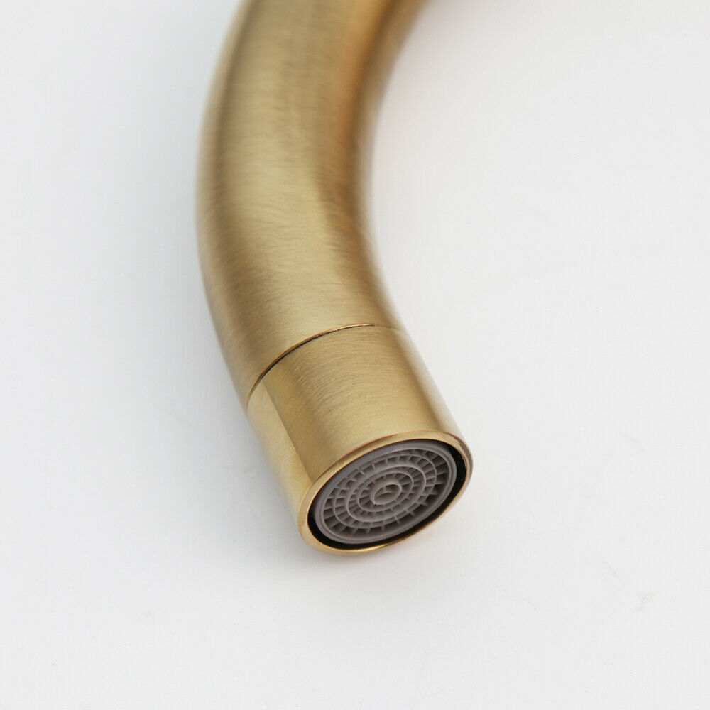 Sensomatica Alto Sensorarmatur in gebürstetem Gold, Kaltwassermodell