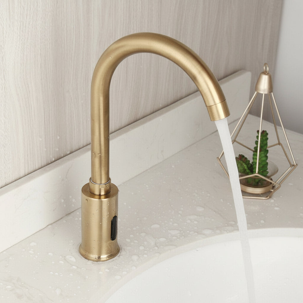 Sensomatica Geborsteld gouden Alto sensorkraan koud model