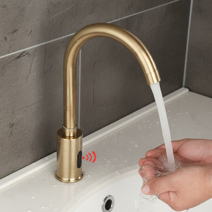 Sensomatica Geborsteld gouden Alto sensorkraan koud model