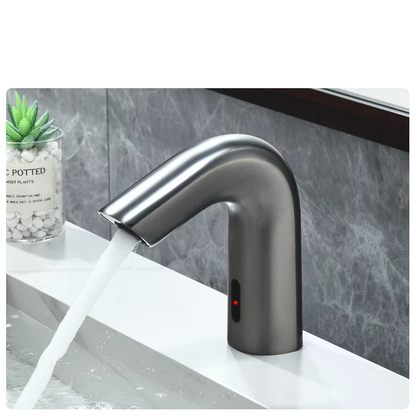 Sensomatica Eron sensorkraan gun metal | Koud water model