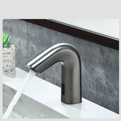 Sensomatica Eron sensorkraan gun metal | Koud water model