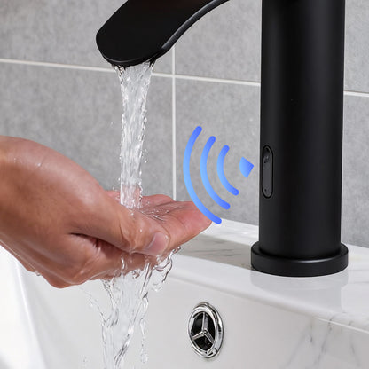 Sensomatica Kavo – Zwarte sensorkraan | Watervaluitloop