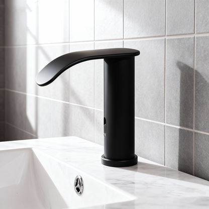 Sensomatica Kavo – Zwarte sensorkraan | Watervaluitloop