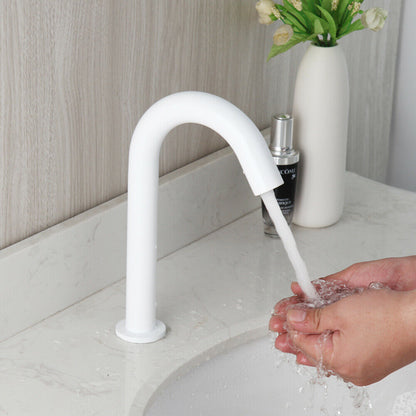 Cesaro sensor tap white cold model 190 MM