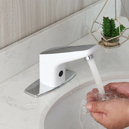 Frilo white sensor tap