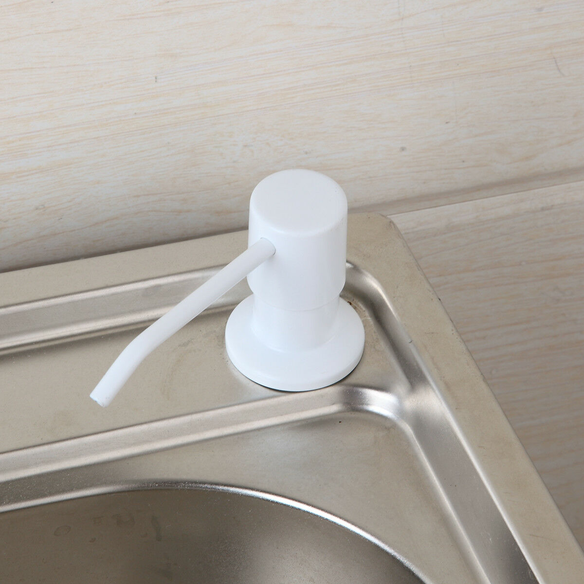 White soap dispenser built-in manual control