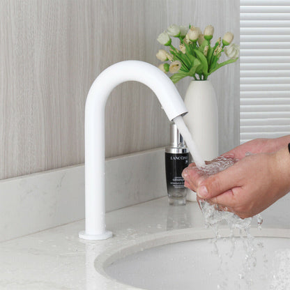 Cesaro sensor tap white cold model 190 MM